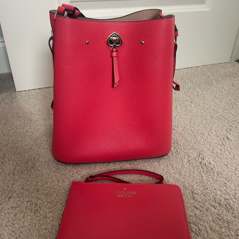 Kate Spade Coral Leather Bucket Bag with Wristlet